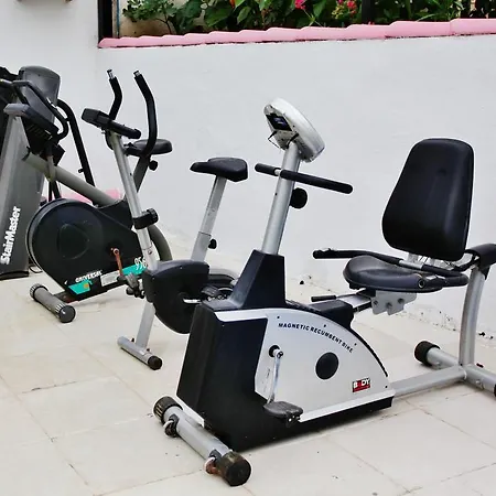 酒店 罐头旅馆 2*