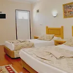 Can Hotel 2*
