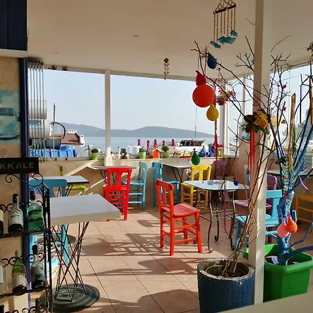 Can Hotel מלון 2*