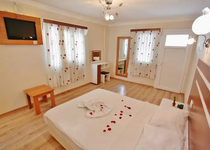 מלון Can Hotel בודרום